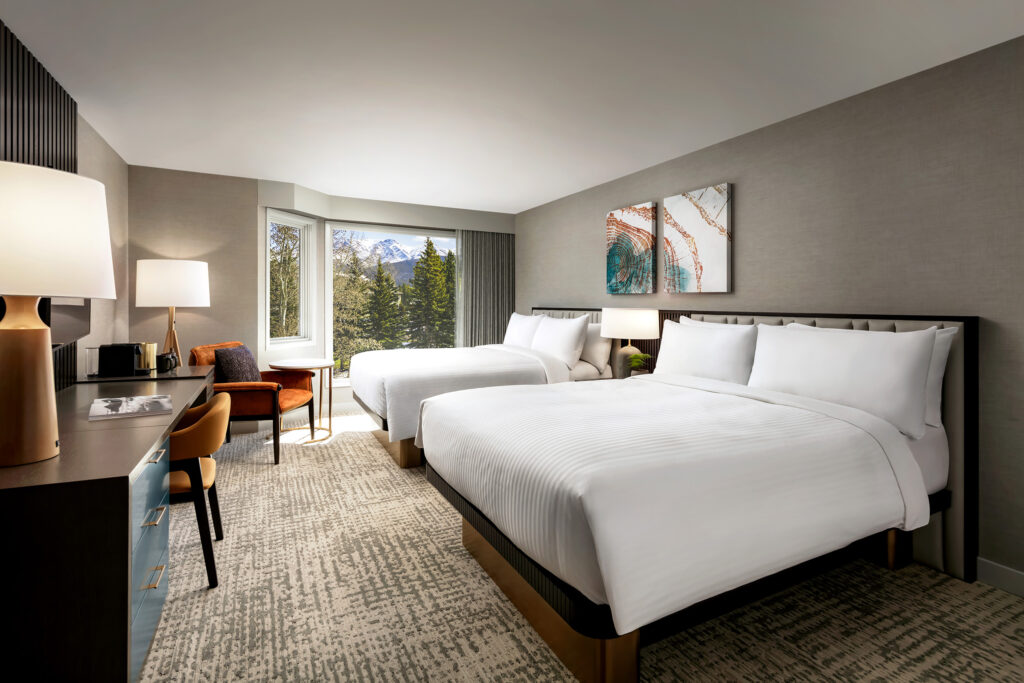 Black Diamond Club 2 Queen – Pomeroy Kananaskis Mountain Lodge