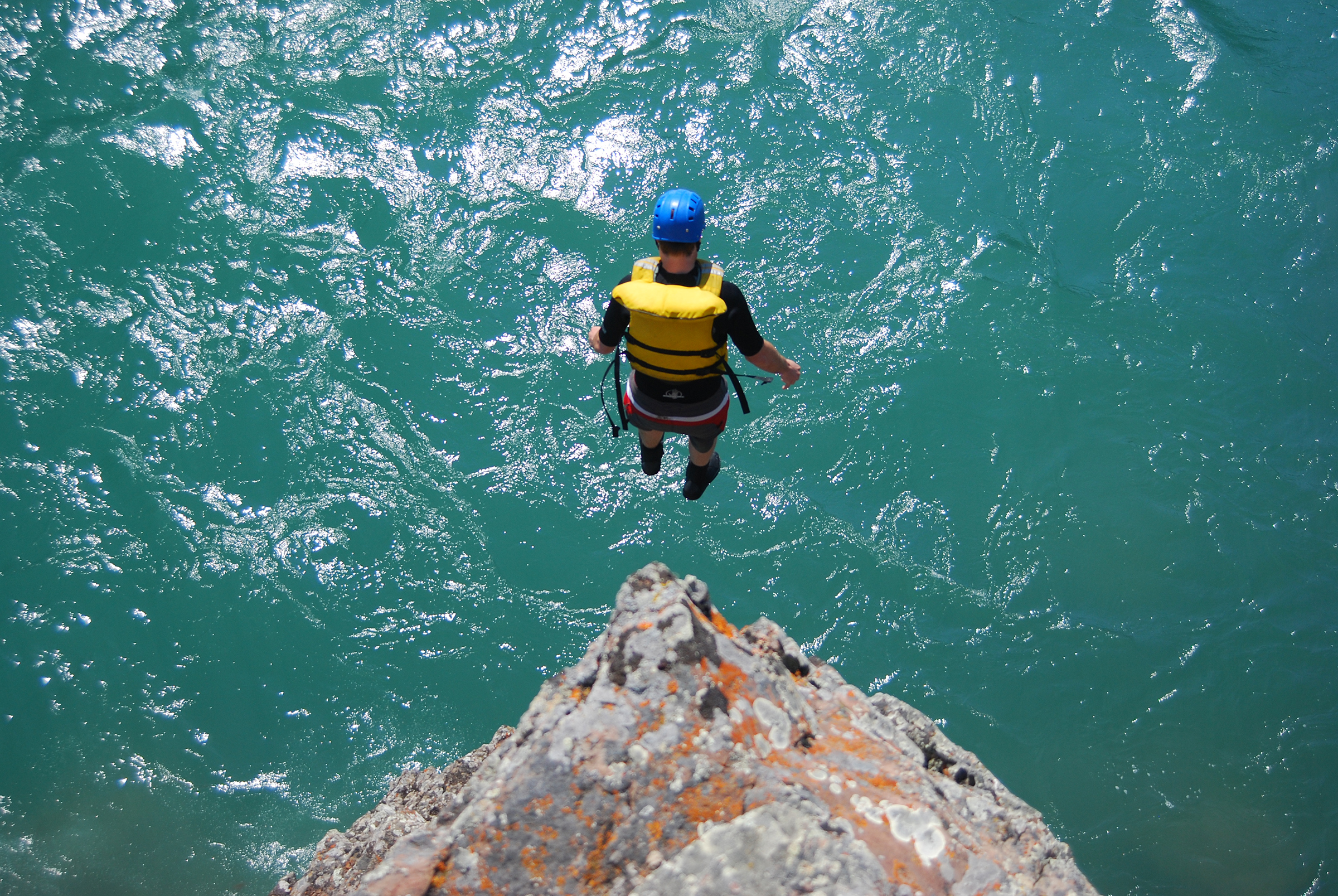 Cliff Jumping – Canadian Rockies Rafting & Adventures