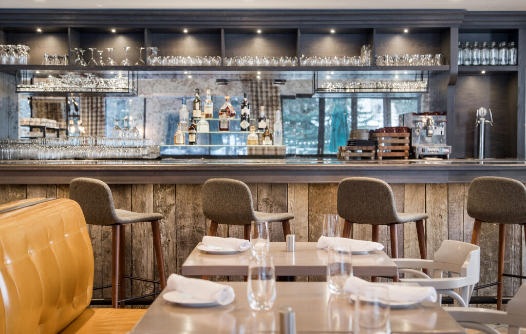 Forte Bar – Pomerory Kananaskis Mountain Lodge