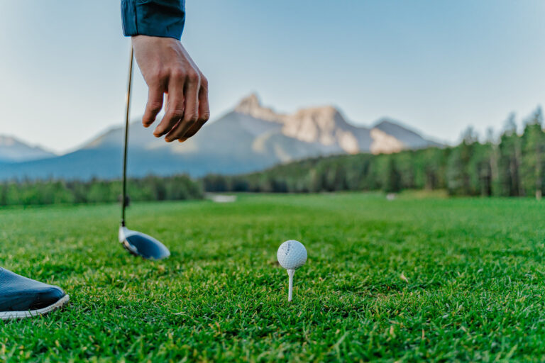 GolfatKananaskisGolf_Credit_TravelAlberta_KarlLee
