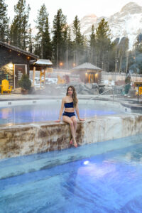 Woman Pool Nordic Spa – Kiki Davies Pursuing Pretty