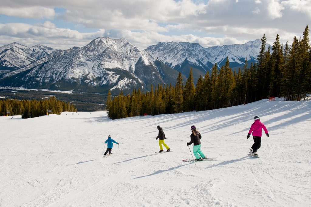 Winter Explore Kananaskis Village